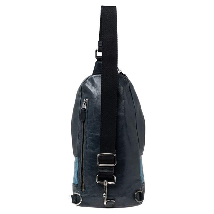Pre Owned Coach Two Tone Blue Leather Manhattan Sling Backpack