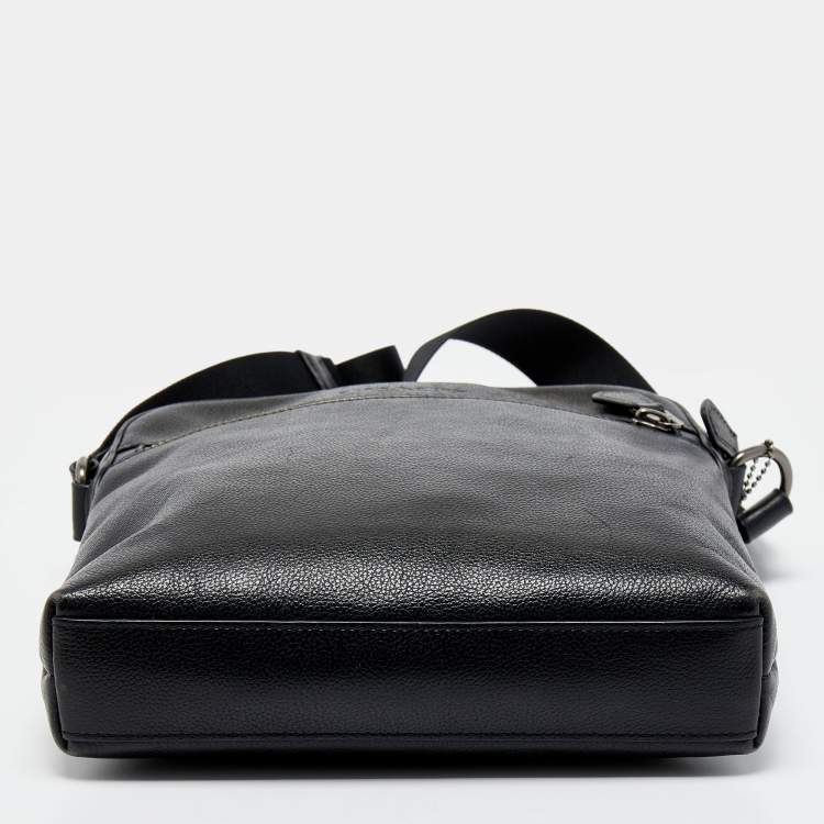 مملوكة مسبقًا Coach Black Leather Messenger Bag