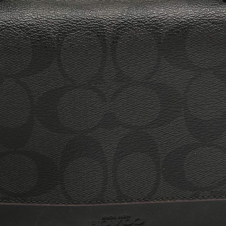 Pre Owned Coach Grey/Black Signature Canvas and Leather Zip Wristlet Pouch