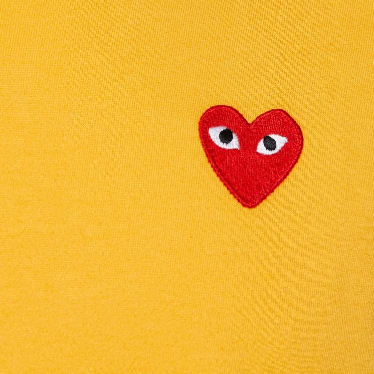 Pre Owned Comme des Garcons Play Yellow Heart Patch Cotton Crew Neck T-Shirt L