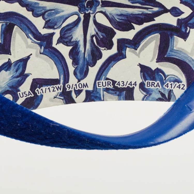 Pre Owned D&G Blue Velvet Pool Thong Flats Size 39.5