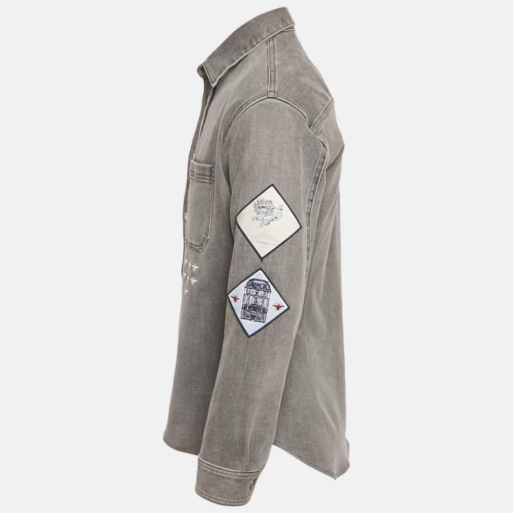 مملوكة مسبقًا قميص ديور أومه بقصة دينيم رمادي وتفاصيل مضافة مقاس متوسط