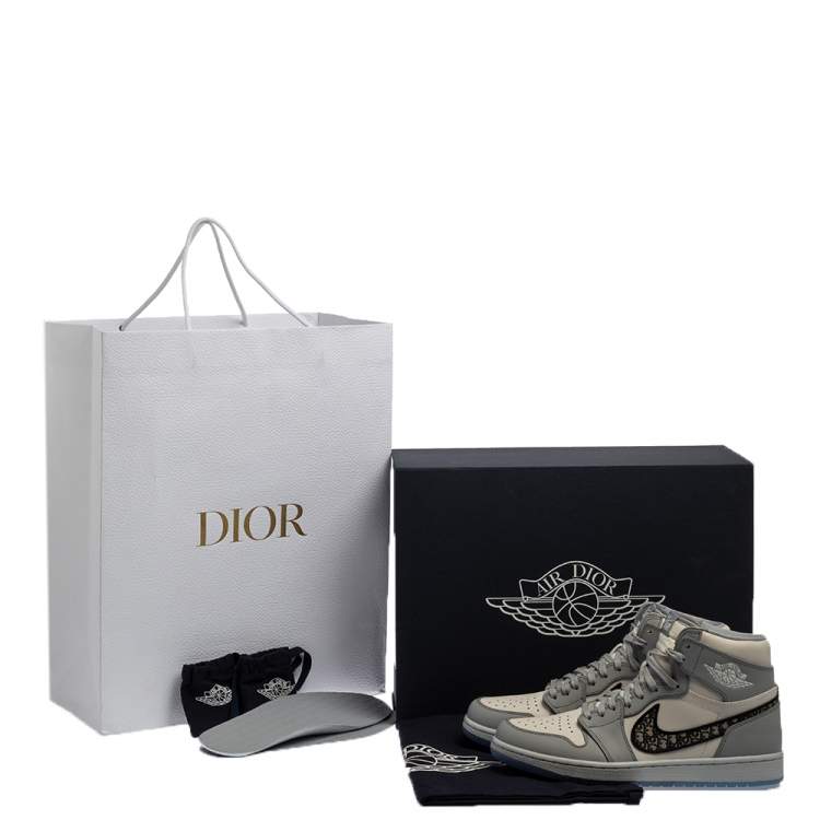 Pre Owned Dior x Jordan Grey/White Leather Air Jordan 1 High Top Sneakers Size 42.5