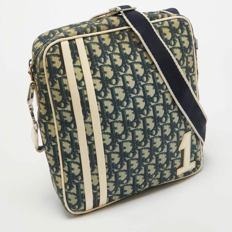 Pre Owned Dior Navy Blue/Off White Oblique PVC and Patent Leather Trotter No. 1 Messenger Bag