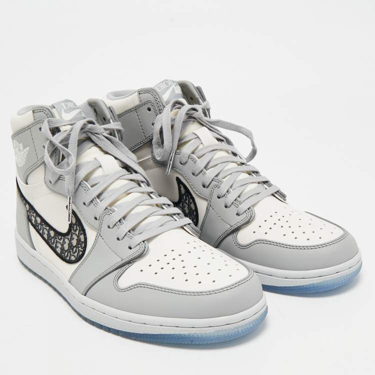 Pre Owned Dior x Jordan Grey/White Leather Jordan 1 Retro High Sneakers Size 43