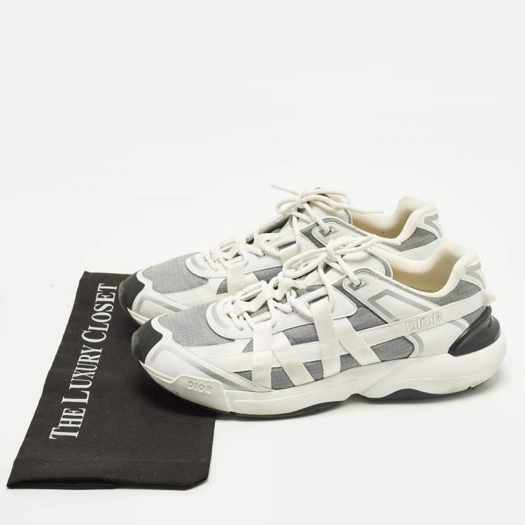 Pre Owned Dior B24 Runtek Up Size 43 Grey/White Fabric and Leather Low Top Sneakers