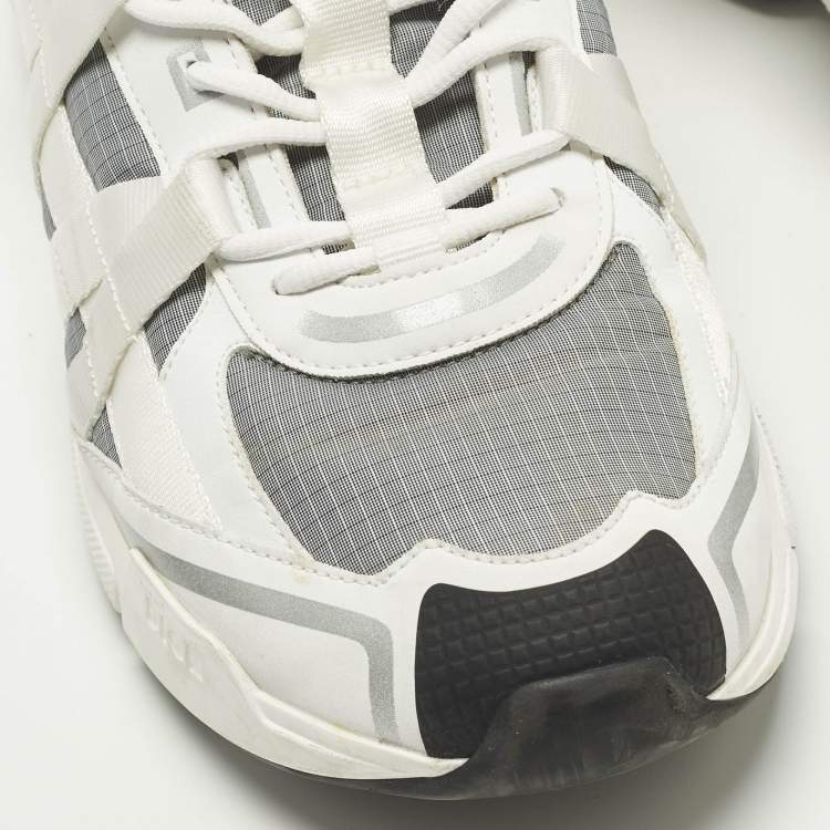 Pre Owned Dior B24 Runtek Up Size 43 Grey/White Fabric and Leather Low Top Sneakers