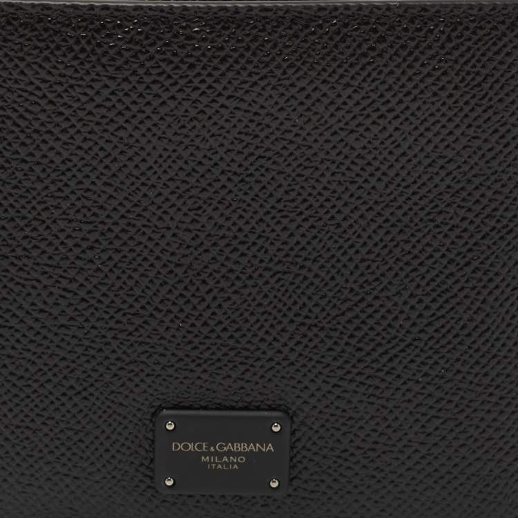 Pre Owned Dolce & Gabbana Black Leather Logo Plaque Bifold Wallet