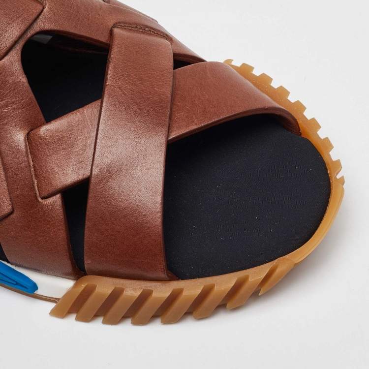 Pre Owned Dolce & Gabbana Brown Leather Ns1 Buckle Sandals 