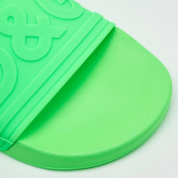 Pre Owned Dolce & Gabbana Green Rubber Logo Flat Slides Size 41