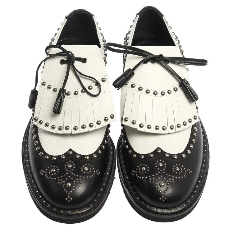 Pre Owned Dolce & Gabbana Black/White Studded Leather Brogue Detail Fringe Oxfords Size 43