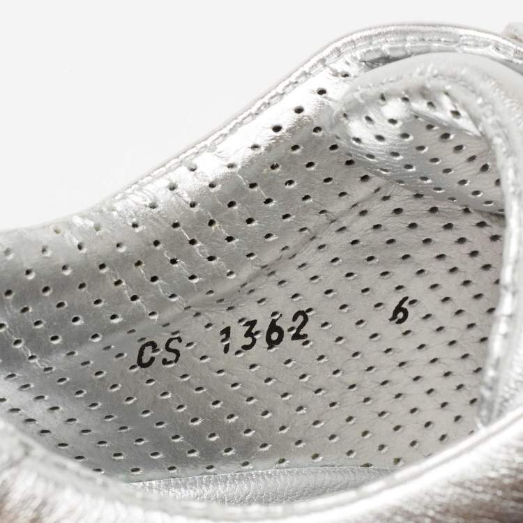 مملوكة مسبقًا Dolce & Gabbana Silver Leather Low Top Sneakers Size 40