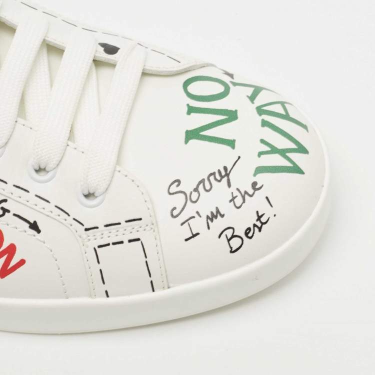 مملوكة مسبقًا  Dolce & Gabbana Dolce & Gabbana White Leather Pearl And Stud Embellished Lace Up Sneakers Size 43.5