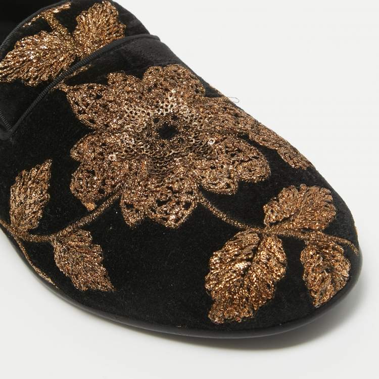 Pre Owned Dolce & Gabbana Black/Gold Velvet Floral Young Pope Smoking Slippers Size 43