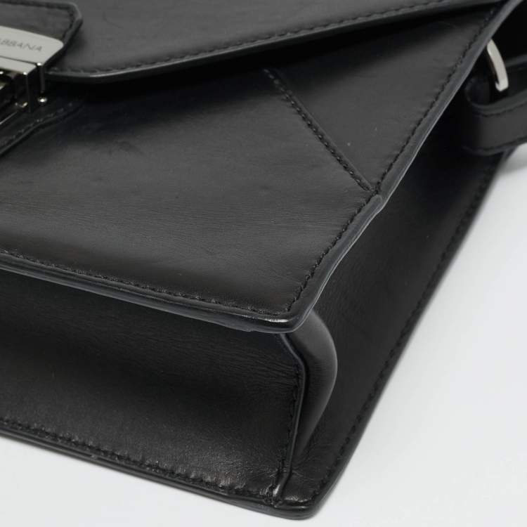 Pre Owned Dolce & Gabbana Envelope Black Leather Wristlet Pouch