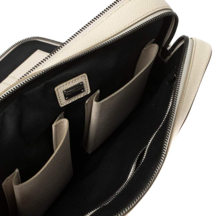 Pre Owned Dolce & Gabbana White Grained Leather Zip Travel Pouch Bag