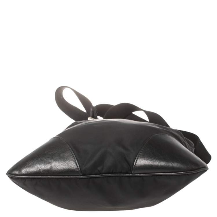 Pre Owned Dolce & Gabbana Black Nylon and Leather Messenger Bag