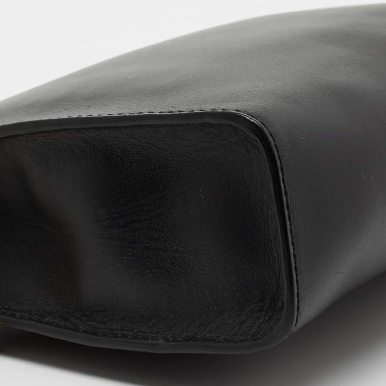 Pre Owned Dolce & Gabbana Black Leather Zip Wristlet Clutch