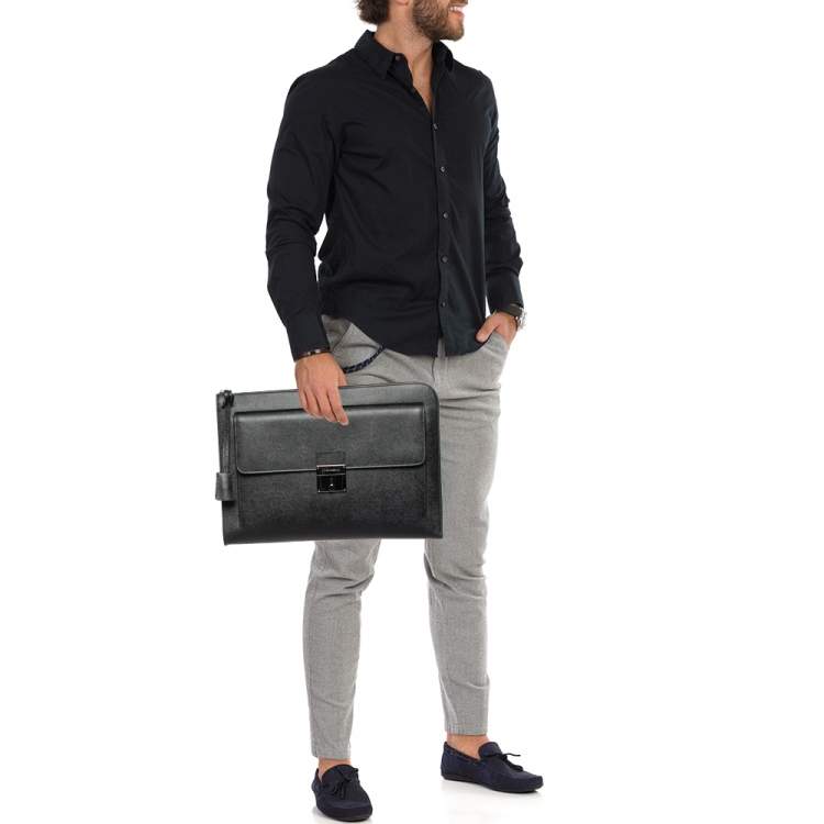 Pre Owned Dolce & Gabbana Black Leather Front Pocket Portfolio 