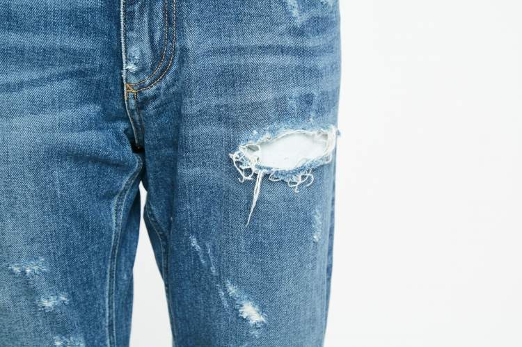 Pre Owned Dolce & Gabbana Blue Ripped Denim Slim Fit Jeans M Waist 32"