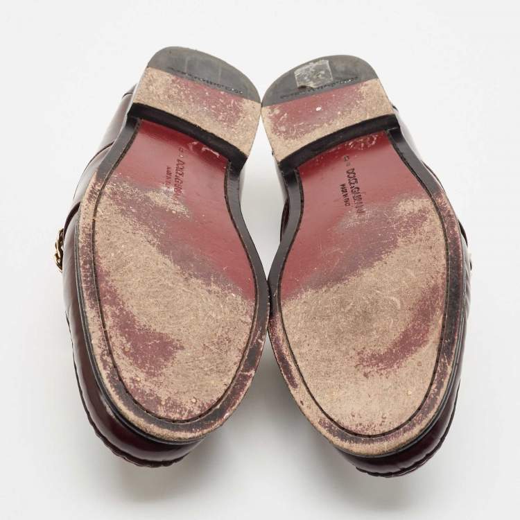 Pre Owned Dolce & Gabbana Burgundy Leather DG Chain Link Slip On Loafers Size 42