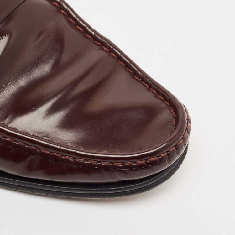 Pre Owned Dolce & Gabbana Burgundy Leather DG Chain Link Slip On Loafers Size 42