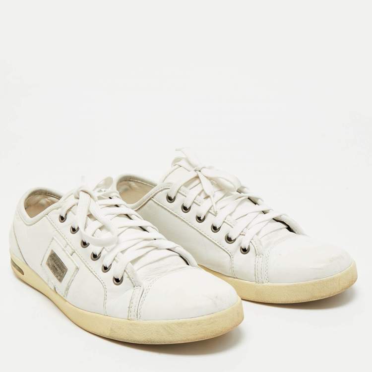 Pre Owned Dolce & Gabbana White Leather Logo Plaque Low Top Sneakers Size 41.5