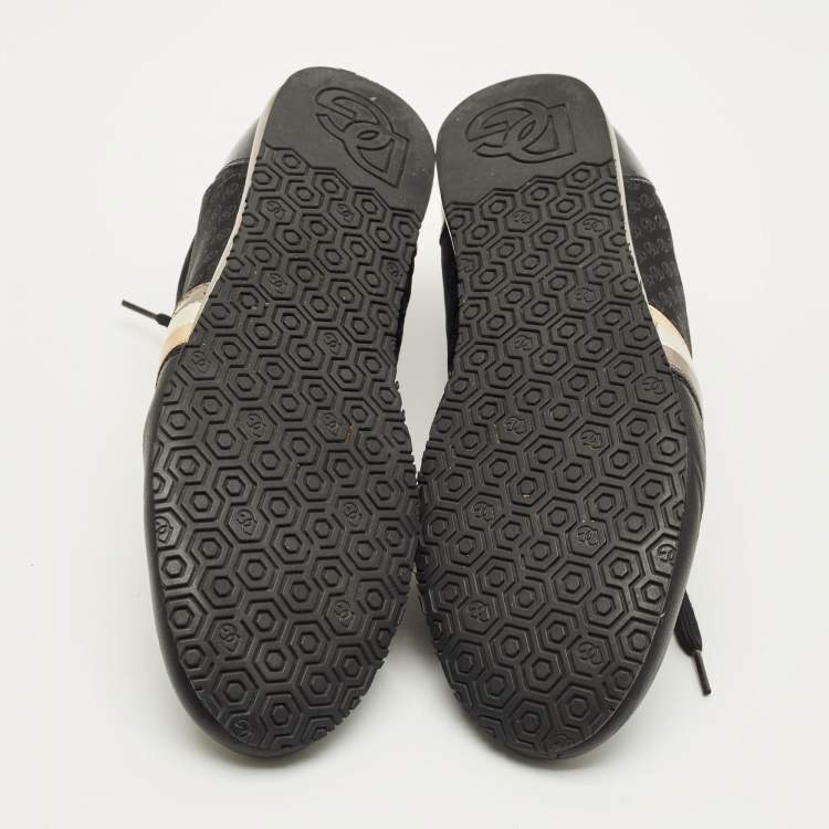 Pre Owned Dolce & Gabbana DG Logo Size 45 Black Leather, Nylon and Patent Leather Lace Up Sneakers