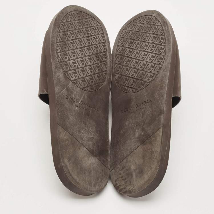 Pre Owned Dolce & Gabbana Size 44 Dark Brown Rubber DG Logo Flat Slide