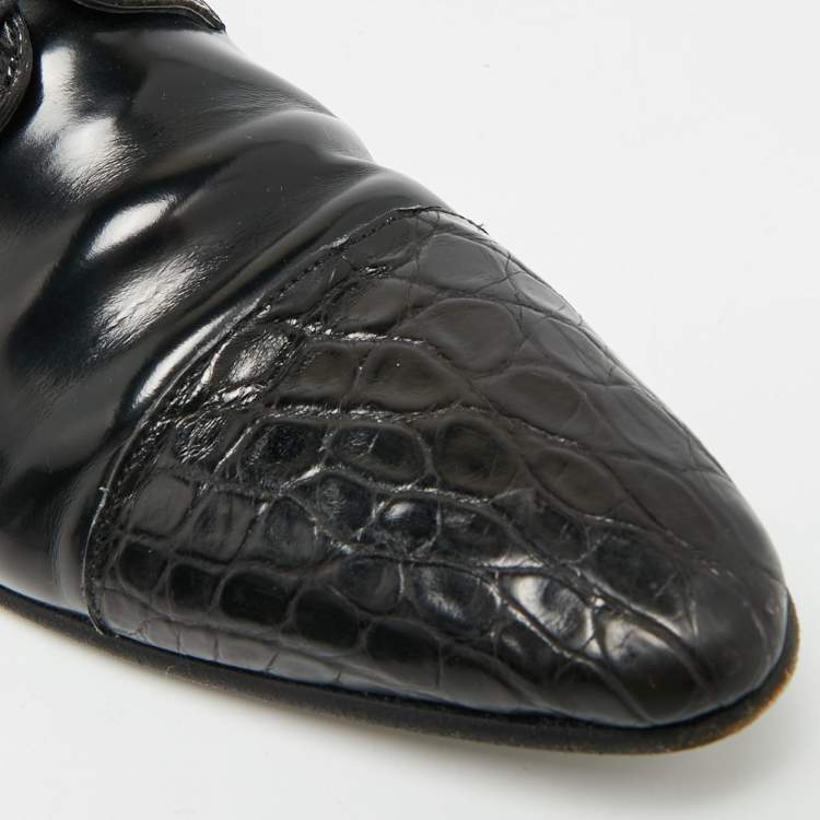 Pre Owned Dolce & Gabbana Size 42 Black Crocodile Leather and Patent Leather Lace Up Derby