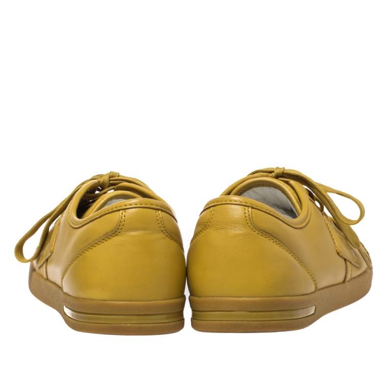 مملوكة مسبقًا Dolce & Gabbana Mustard Yellow Leather Lace Low Top Sneakers Size 43