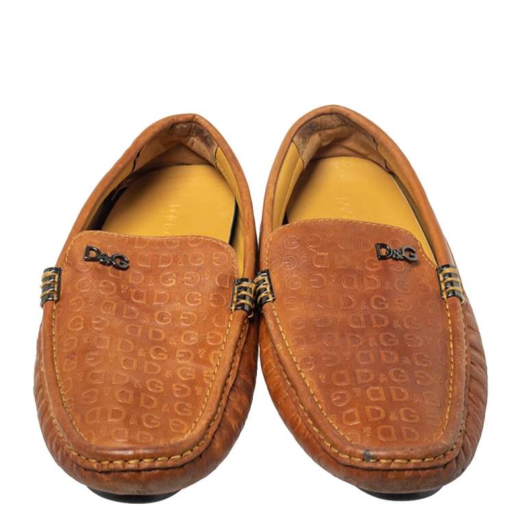مملوكة مسبقًا Dolce & Gabbana Tan Logo Embossed Leather Loafers Size 40