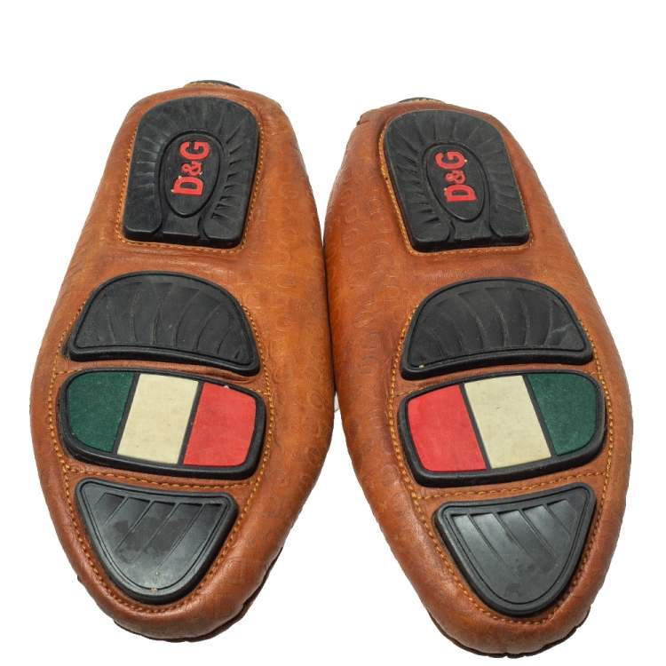 مملوكة مسبقًا Dolce & Gabbana Tan Logo Embossed Leather Loafers Size 40