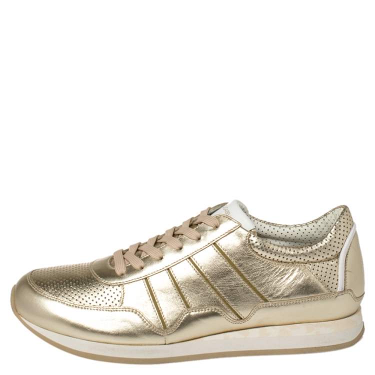 مملوكة مسبقًا Dolce & Gabbana Metallic Gold Perforated Leather Lace Up Low Top Sneakers Size 42.5 