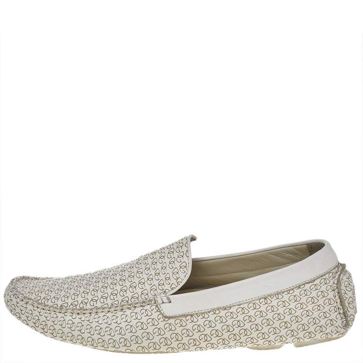 مملوكة مسبقًا Dolce & Gabbana White Logo Embossed Leather Slip On Loafers Size 45