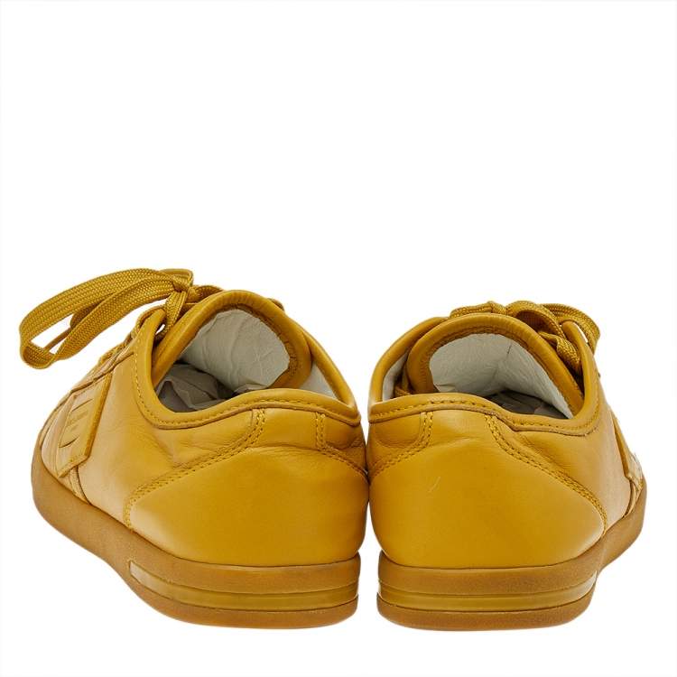 Pre Owned Dolce & Gabbana Yellow Leather Cap Toe Low Top Sneakers Size 40.5