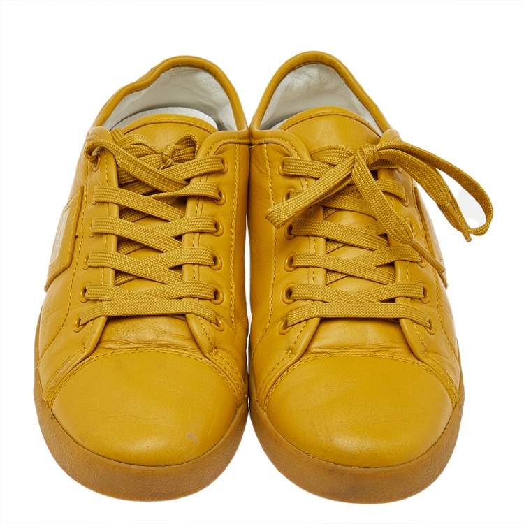 Pre Owned Dolce & Gabbana Yellow Leather Cap Toe Low Top Sneakers Size 40.5