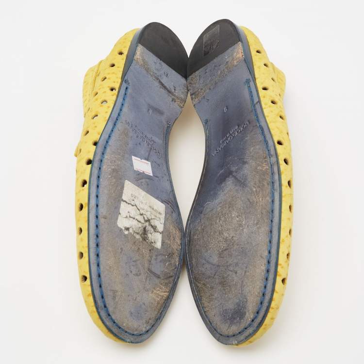 مملوكة مسبقًا Dolce & Gabbana Yellow Perforated Nubuck Slip On Loafers Size 43