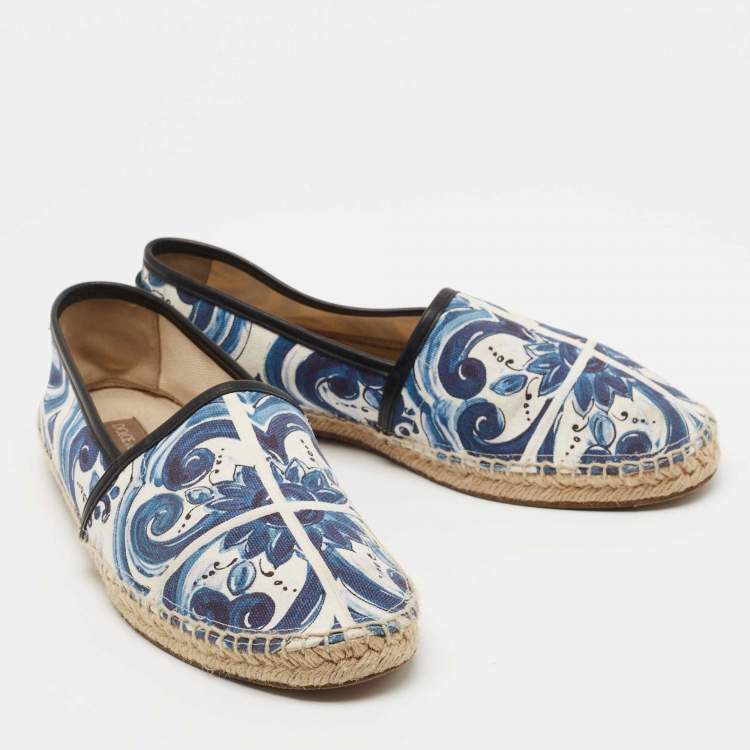 Pre Owned Dolce & Gabbana Blue/White Maiolica Print Canvas Slip On Espadrilles Size 41
