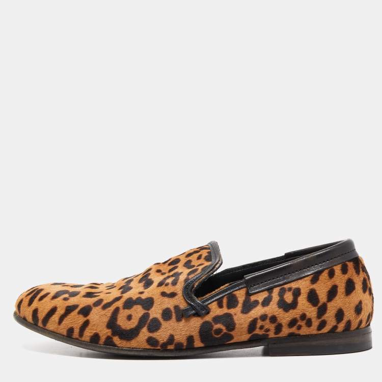 Leopard deals smoking slippers