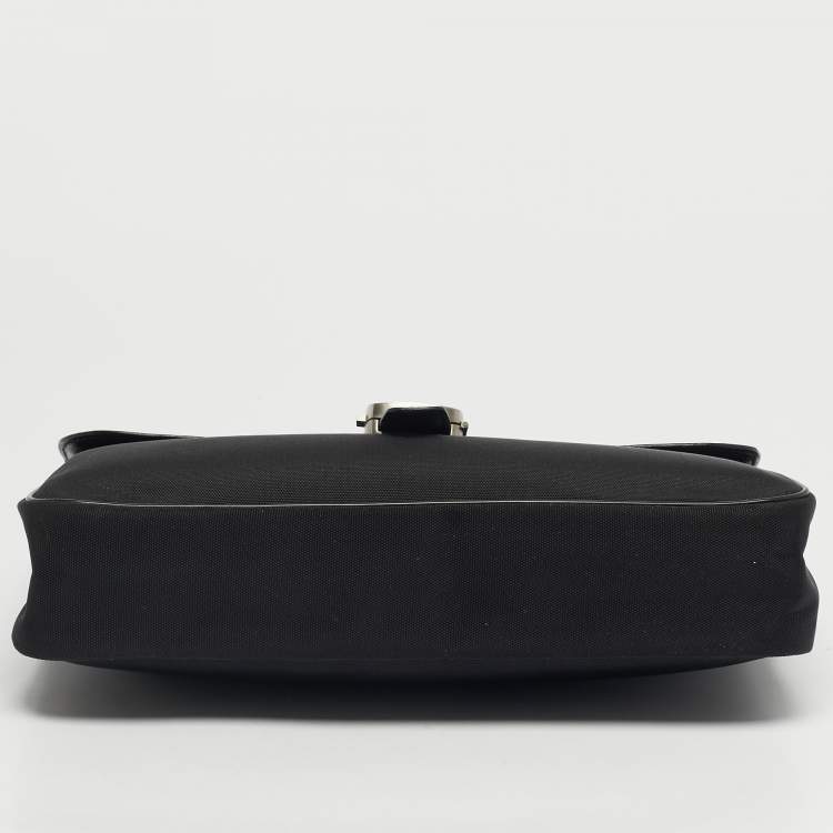 Pre Owned Dunhill Alfred Black Leather and Nylon Pouch