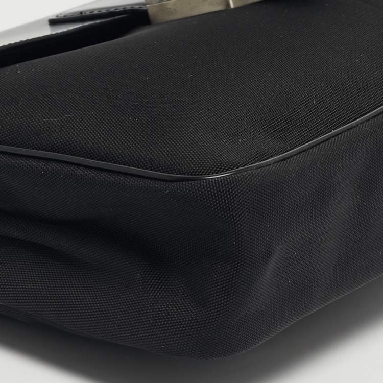 Pre Owned Dunhill Alfred Black Leather and Nylon Pouch