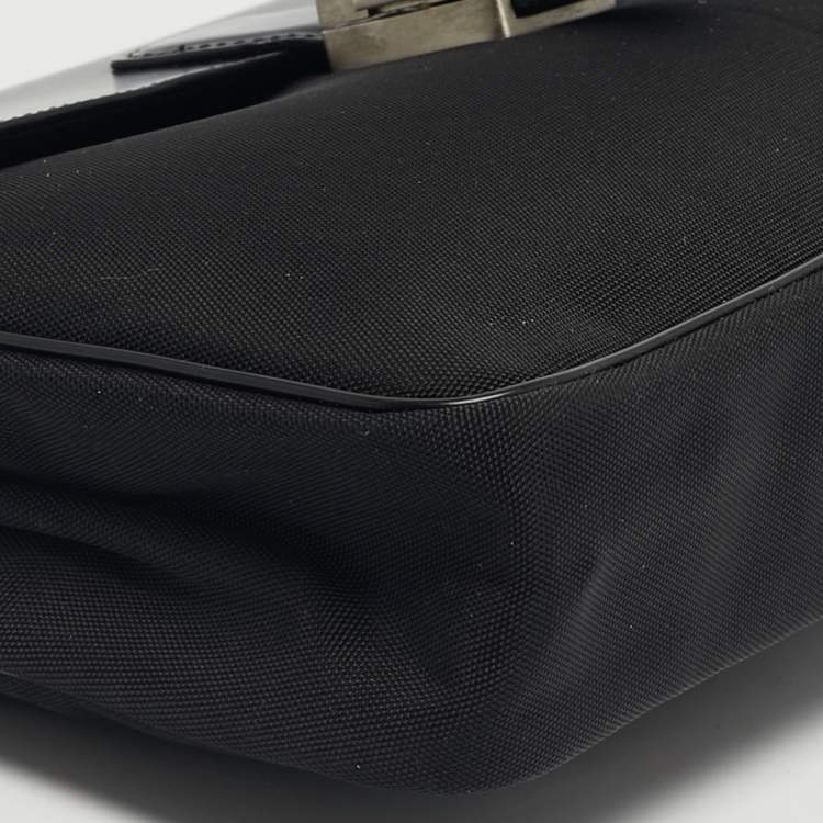 Pre Owned Dunhill Alfred Black Leather and Nylon Pouch