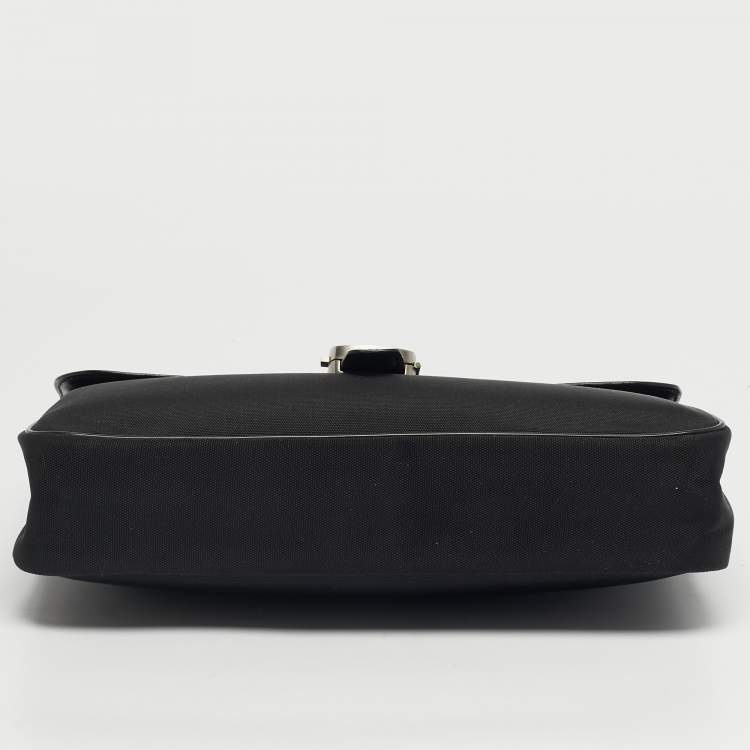 Pre Owned Dunhill Alfred Black Leather and Nylon Pouch