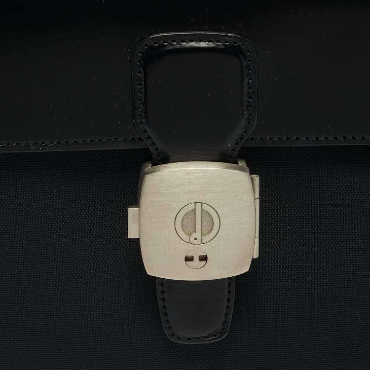 Pre Owned Dunhill Alfred Black Leather and Nylon Pouch