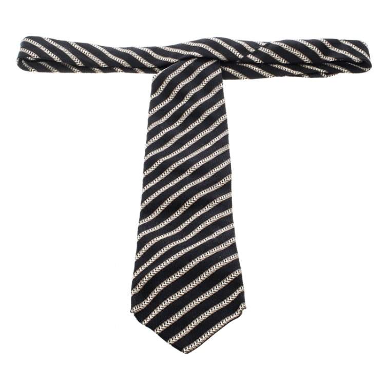 Pre Owned Ermenegildo Zegna Black Diagonal Striped Silk Jacquard Traditional Tie