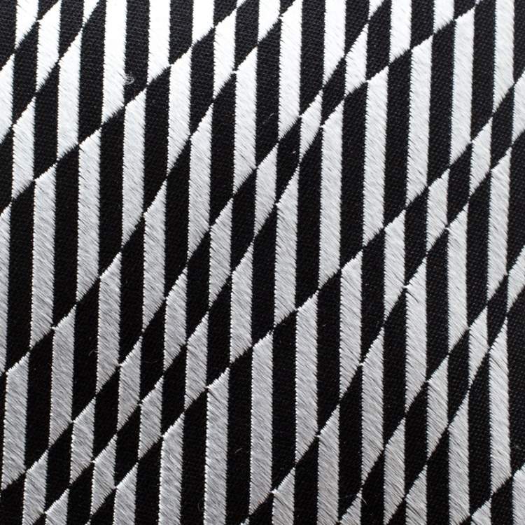 Pre Owned Ermenegildo Zegna Black and Grey Striped Patterned Silk Jacquard Tie