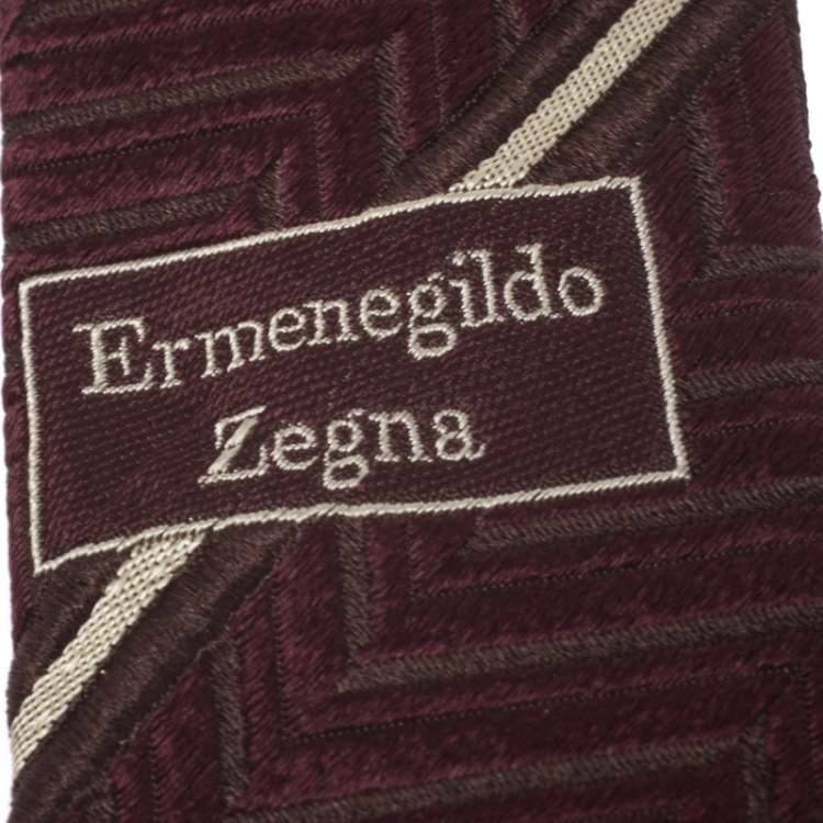 Pre Owned Ermenegildo Zegna Vintage Burgundy Chevron Patterned Jacquard Silk Tie