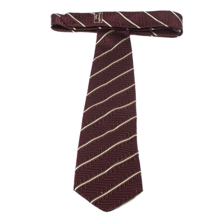 Pre Owned Ermenegildo Zegna Vintage Burgundy Chevron Patterned Jacquard Silk Tie