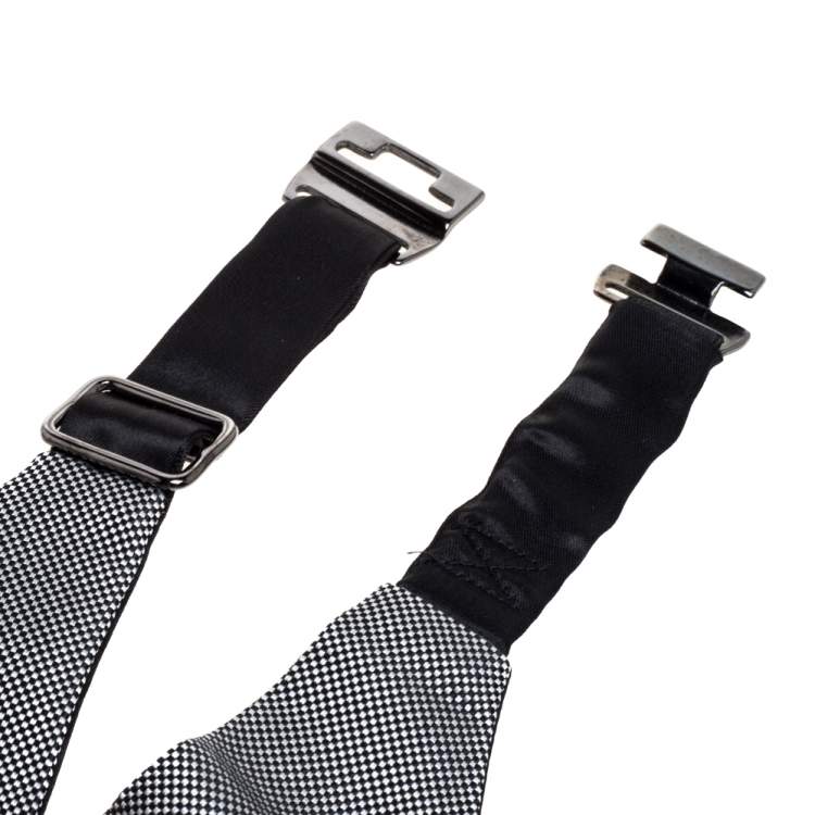 مملوكة مسبقًا Ermenegildo Zegna Black/White Checkered Silk Cummerbund And Bow Tie Parure